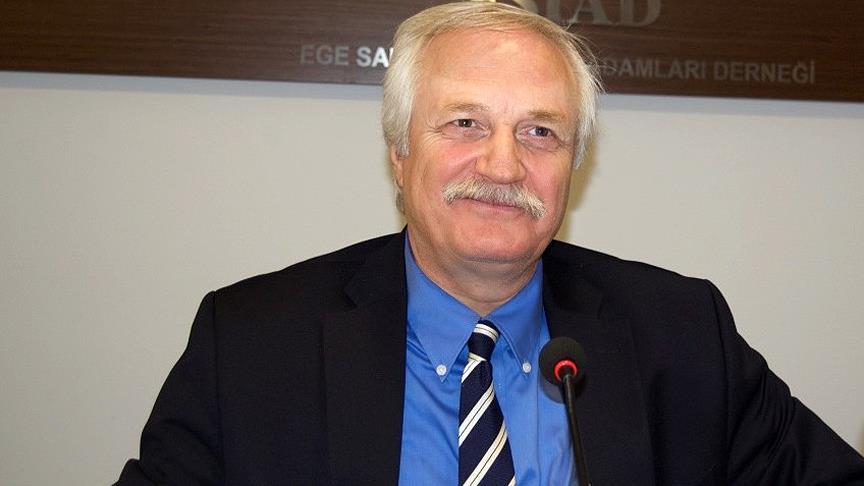 CHP Genel Başkan Yardımcısı Özçelik'in istifası kabul edildi