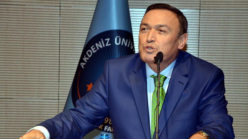 Akdeniz Üniversitesi Rektörü Kurtcephe görevinden uzaklaştırıldı