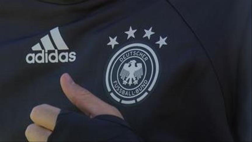 German football team clears Paris hotel post bomb scare