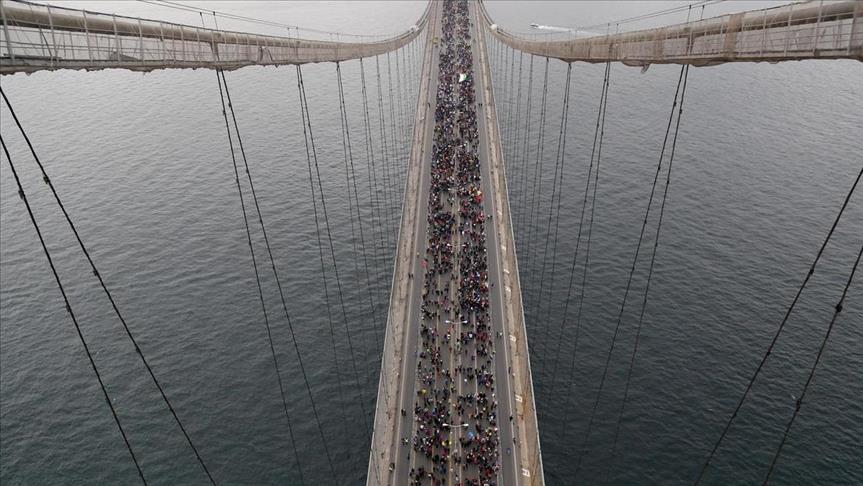 Racing from Asia to Europe – Istanbul's marathon