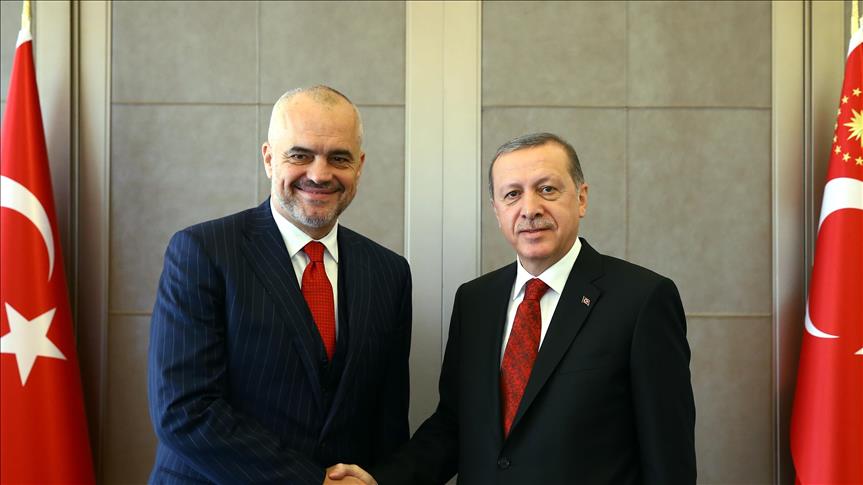 Erdoğan takon në Stamboll kryeministrin e Shqipërisë, Edi Rama