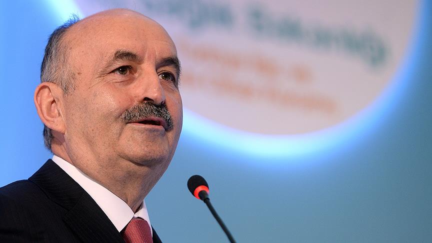 Şehir hastanelerinin temelini attı