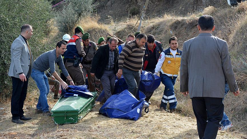 Aydın'da minibüs şarampole yuvarlandı: 7 ölü