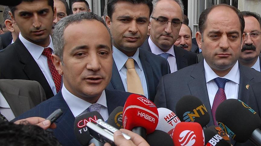 Fikret Seçen Hollanda'ya kaçtı