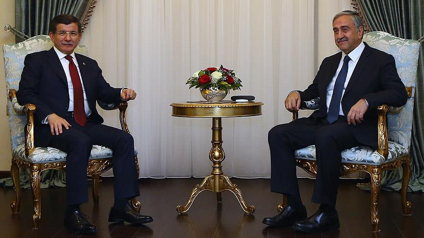 Başbakan Davutoğlu, KKTC Cumhurbaşkanı Akıncı ile ortak basın toplantısı düzenledi