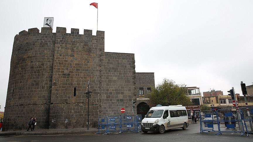 Diyarbakır'ın Sur ilçesinde sokağa çıkma yasağı