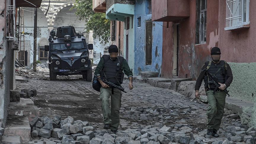 Sur'da PKK'ya hava destekli operasyon