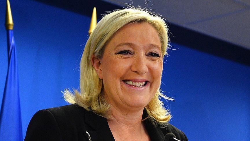 France: Le FN arrive en tête aux élections régionales