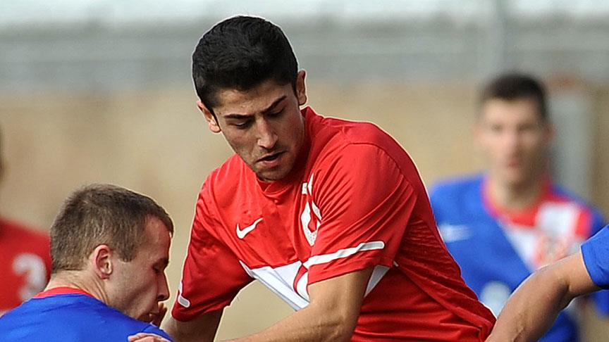 Türk futbolcuya kadın hakeme sözlerinden dolayı 5 hafta ceza