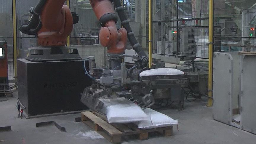 Tuz fabrikasında elektrik de üretiliyor