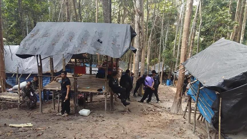 Boss in trafficking crackdown flees Thailand out of fear