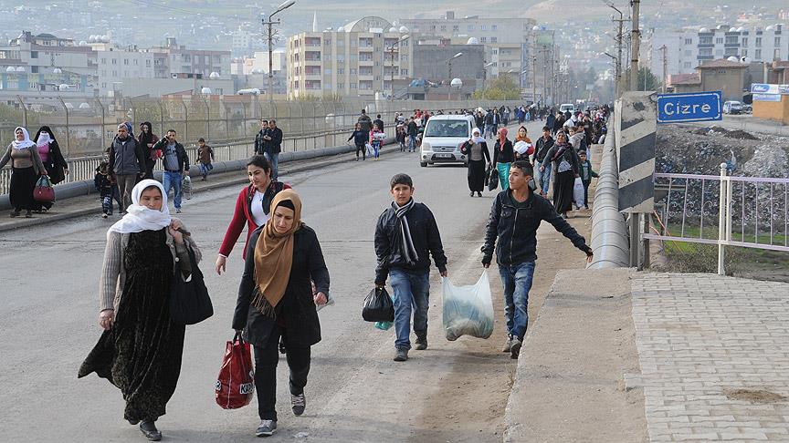 Vatandaşlar terör korkusundan Cizre ve Silopi'yi terk ediyor