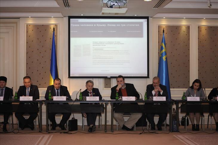 Ukrainian lawmaker says Russia oppressing Crimean Turks