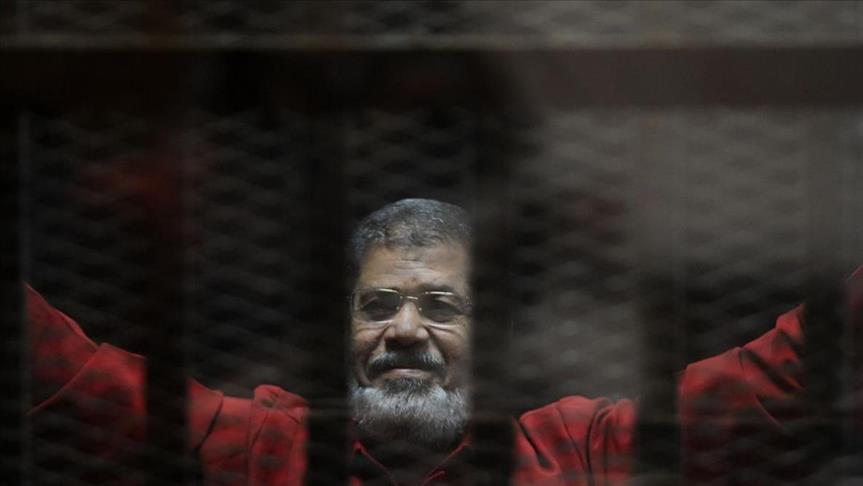 دفاع "مرسي" يشكك في شهادة رئيس مكتب "السيسي" بشأن إخفاء وثائق سرية