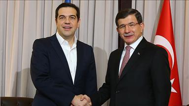 Başbakan Davutoğlu Çipras ile görüştü