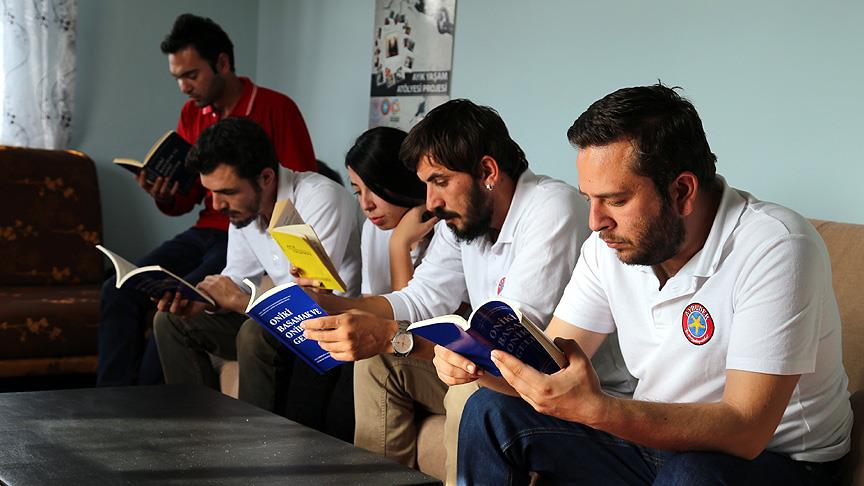 Uyuşturucu batağını birlikte kurutuyorlar
