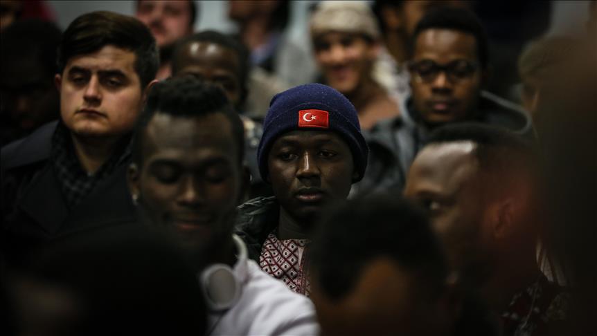 Shqiptarët e Turqisë pjesë e shënimit të Ditës ndërkombëtare të migrantëve