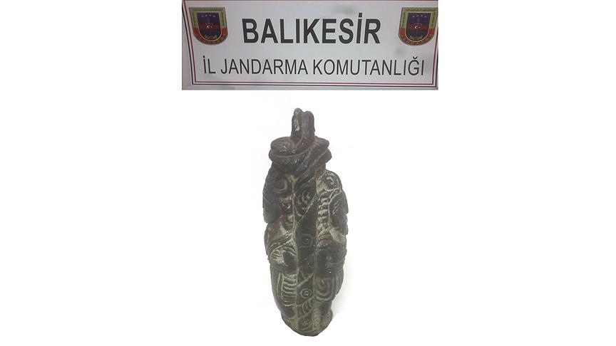 Bandırma'da 4 bin yıllık bronz heykel ele geçirildi