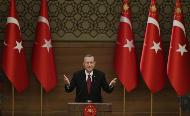 Erdogan: "Le régime présidentiel est choisi par les plus grandes puissances, nous devons en débattre en Turquie"