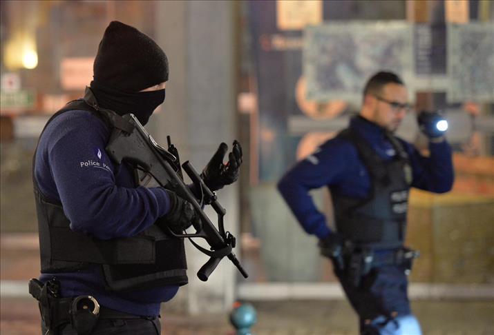 Attentats de Paris: Le "logeur du Daech" dit avoir été uniquement motivé par l'argent