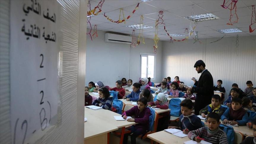 Turkey provides education for 300,000 Syrian refugees