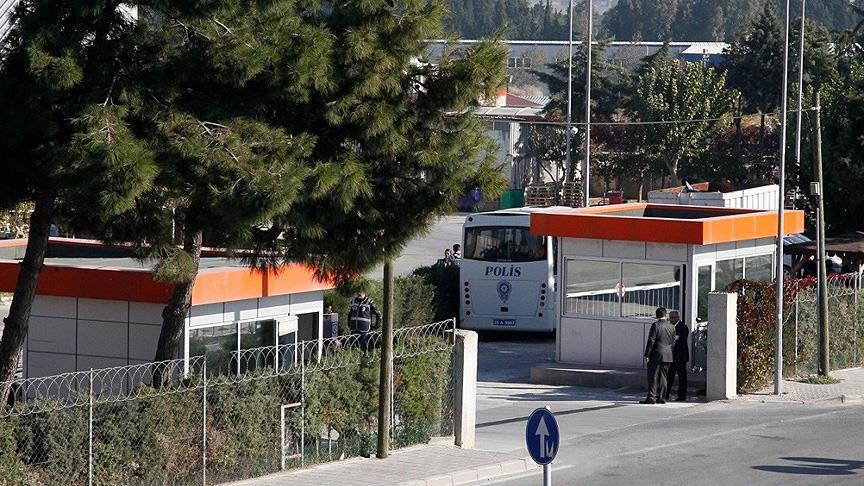 Kaynak Holding ile bağlantılı şirket ve yurtlarda arama