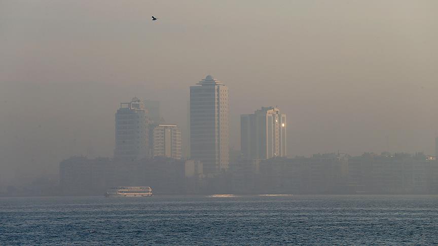 İzmir'de hava kirliliği uyarısı