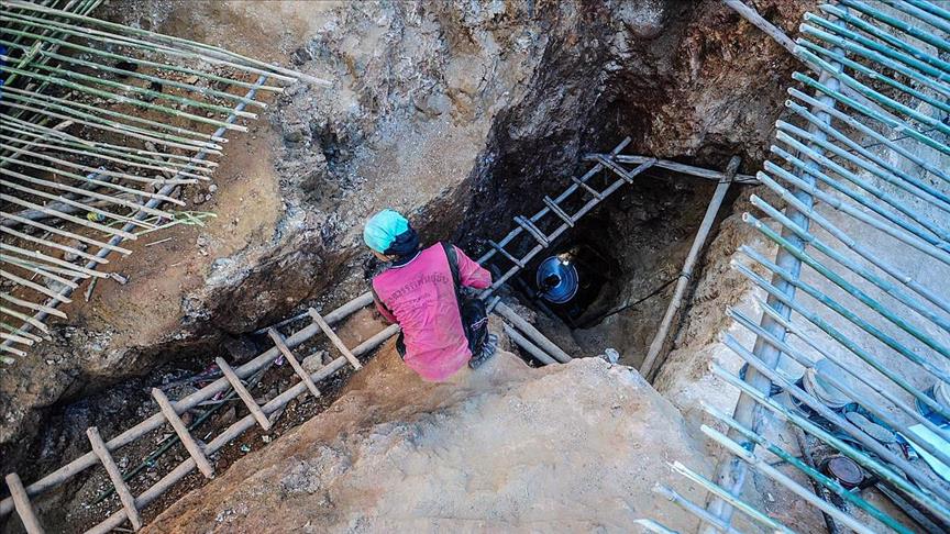 Myanmar: Dozens feared dead after landslide at jade mine
