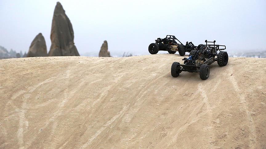Gençlerin yeni tutkusu: RC model arabalar