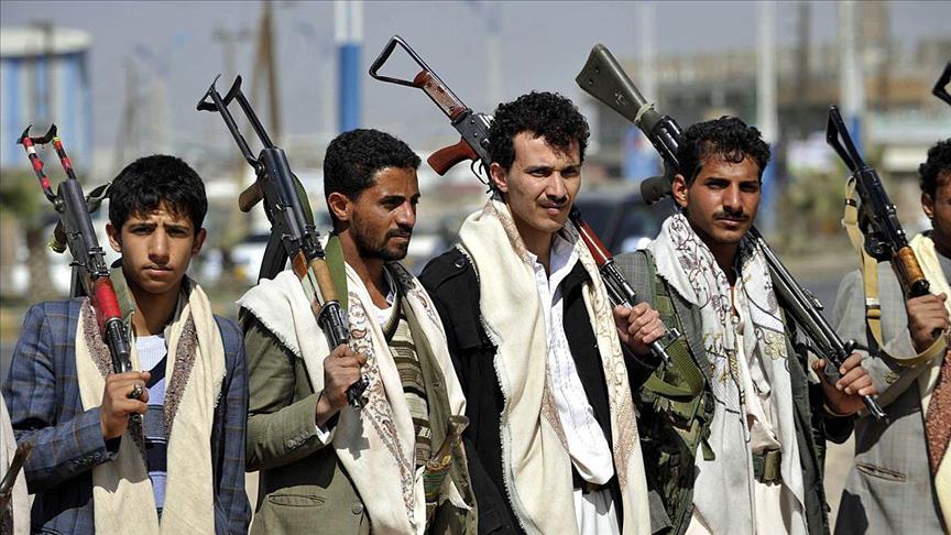 Houthis shell Yemeni presidential palace in Maarib