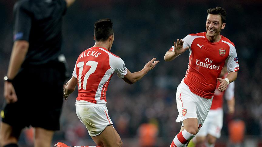 Wenger, Mesut Özil'i Bergkamp'a benzetti