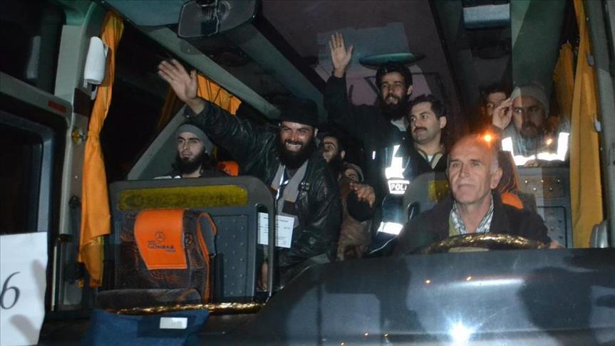 هواپیمای حامل 60 مجروح سوری به شهر ختای ترکیه رسید