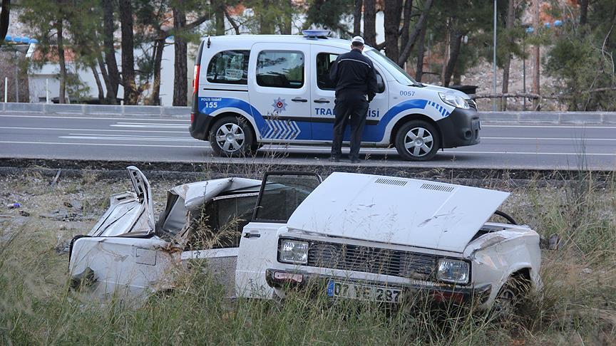 Antalya Da Trafik Kazasi 2 Olu