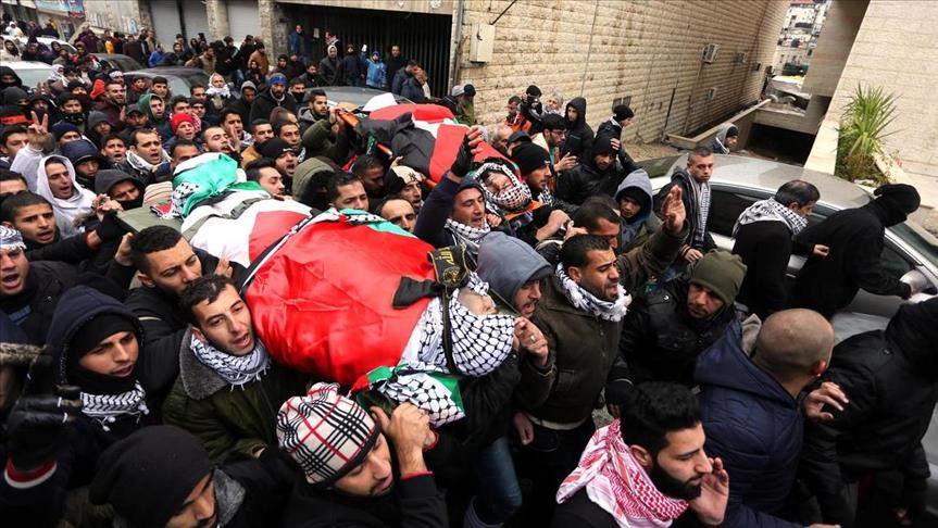 إسرائيل تسلم جثامين 23 فلسطينيا محتجزا