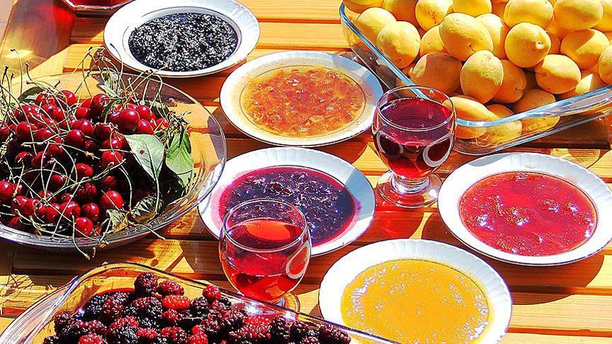 Fruktoza shkakton karcinom, më pak lëngje frutash