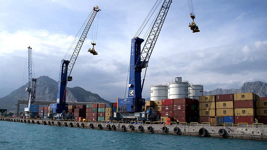 '2015 yılında ihracat 143,9 milyar dolar oldu'