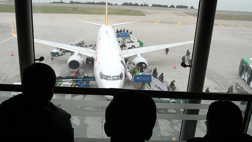 Pegasus ile Onur Air Rusya uçuşlarını durdurdu
