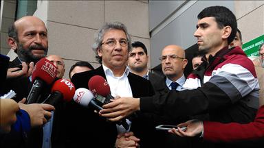 Dündar ile Gül aynı koğuşta