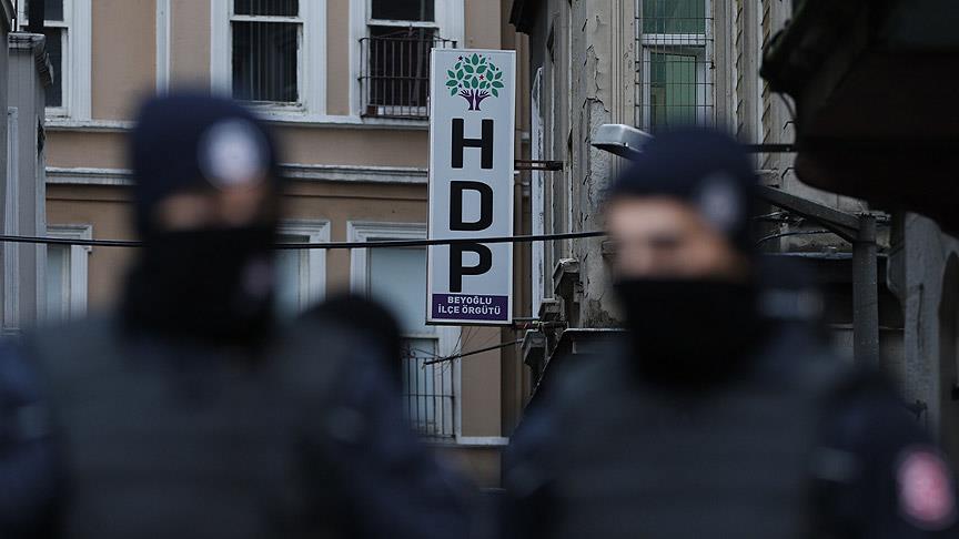 HDP Beyoğlu İlçe Başkanlığı'nda arama başlatıldı