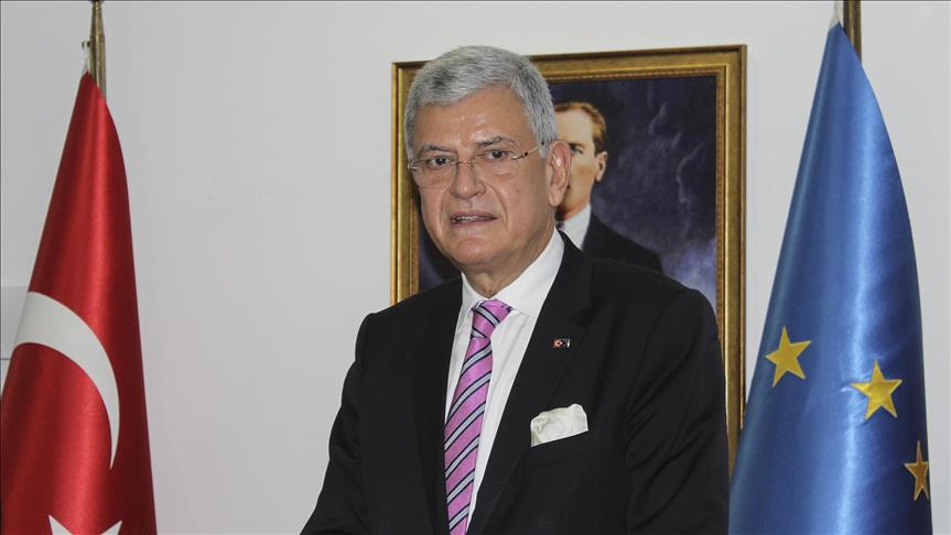 Turkey's EU min calls for legal refugee routes to Europe