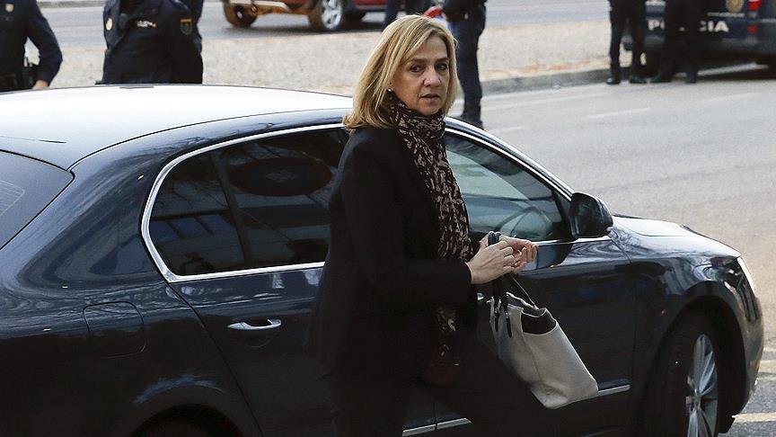 Spain's Princess Cristina faces first day in court
