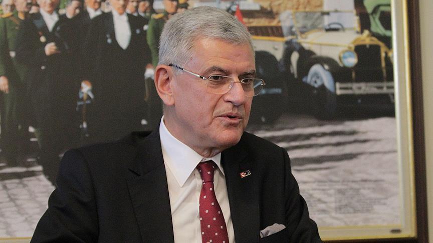 Turkey expects EU to pay refugee funds despite Italy