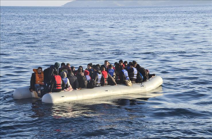 La marine italienne sauve 246 migrants clandestins