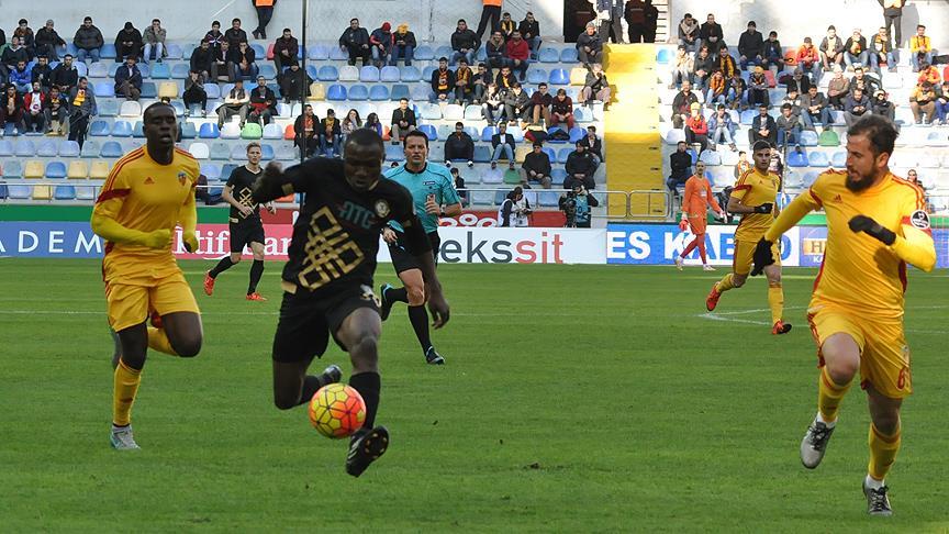 Kayserispor Osmanlıspor'u mağlup etti