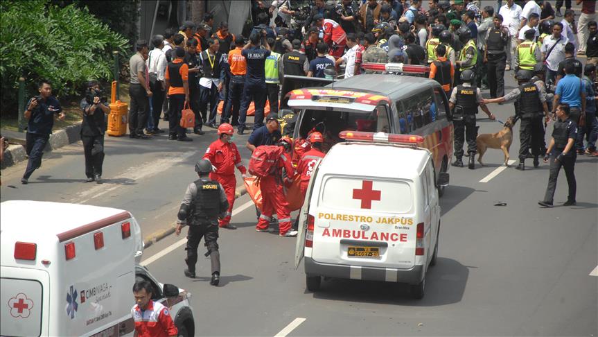 Death toll in Jakarta attack rises to 8 as civilian dies