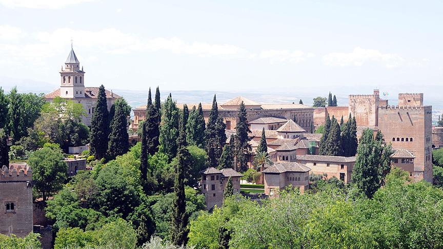 Granada’nın “Yeniden Fethi” ve İspanya’nın çifte standardı