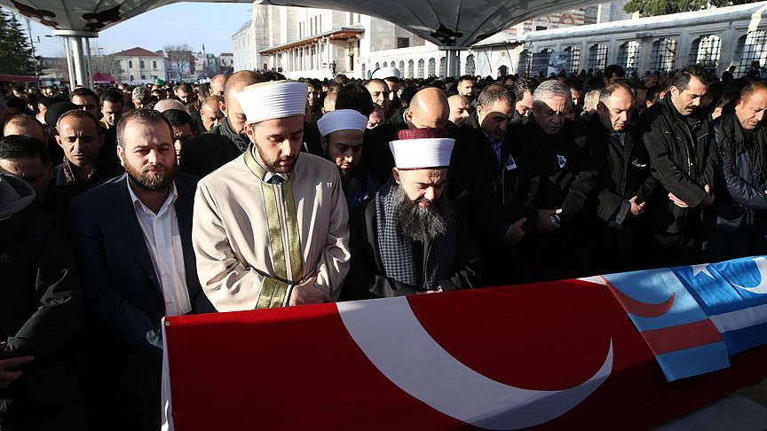 Küçük'ün cenazesi toprağa verildi