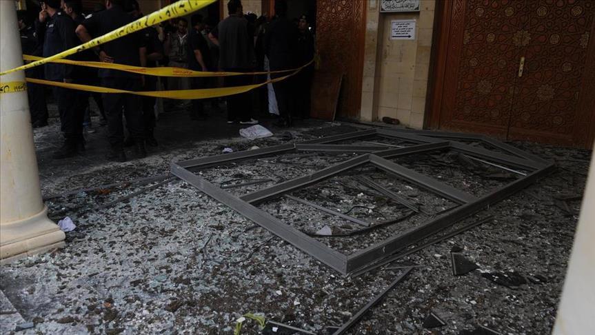 ارتفاع حصيلة تفجير مسجد بالسعودية إلى 4 قتلى و18 جريحا 