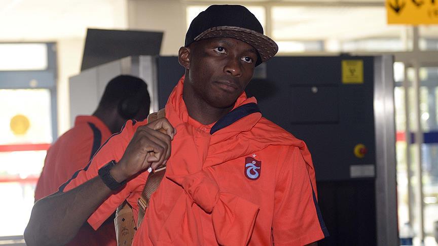 Trabzonspor Mbia transferini KAP'a bildirdi