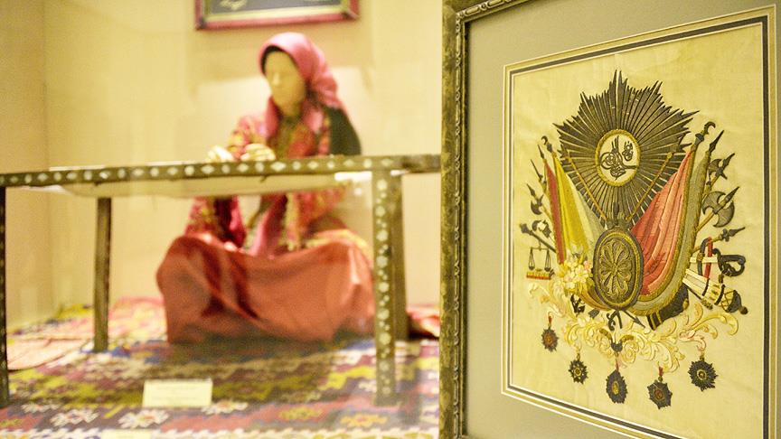 Sultan 2. Mahmud'un tuğrası Etnoğrafya Müzesinde sergileniyor